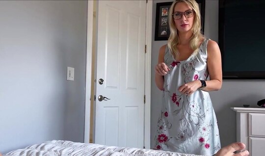 Зятю ни разу не возбраняется трахать невесту и мачеху в том числе. Откройте ролик для просмотра. Зятю ни разу не возбраняется трахать невесту и мачеху в том числе. Откройте ролик для просмотра.