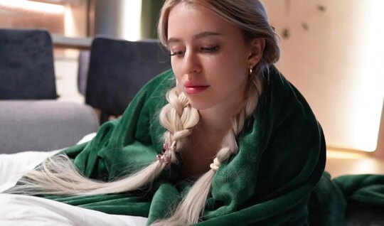 Сводный братец помог сестрице и от этого она получила сперму на трусы. Приятного просмотра видео через интернет. Сводный братец помог сестрице и от этого она получила сперму на трусы. Приятного просмотра видео через интернет.