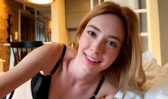 Утренний секс друга с Лоли Небель самый лучший по мнению последней... Утренний секс друга с Лоли Небель самый лучший по мнению последней...