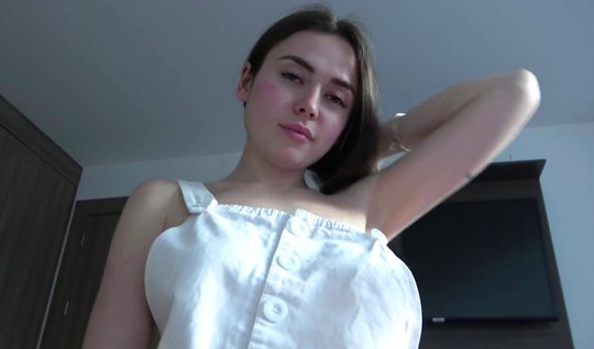 Хотела потихоньку уйти на работу, но без секса с мужем не обошлось Хотела потихоньку уйти на работу, но без секса с мужем не обошлось