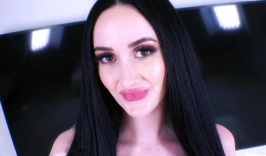 Чудесный минет от брюнетки, до которого мы не факт, что дорастем! Чудесный минет от брюнетки, до которого мы не факт, что дорастем!