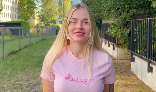 Секс без алкоголя - все равно что деньги на ветер!