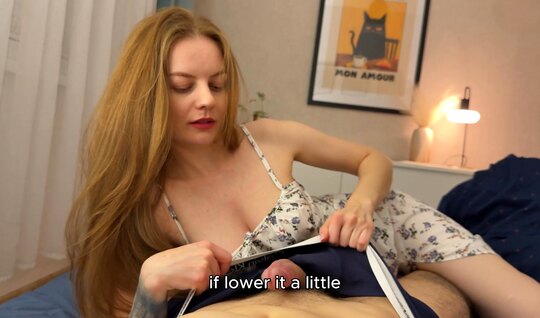 Троюродная сестрица тестирует со сводным братом оральные забавы... Троюродная сестрица тестирует со сводным братом оральные забавы...