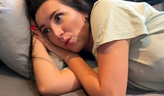 Потискал мачеху за жопу, а после член свой засадил! Потискал мачеху за жопу, а после член свой засадил!